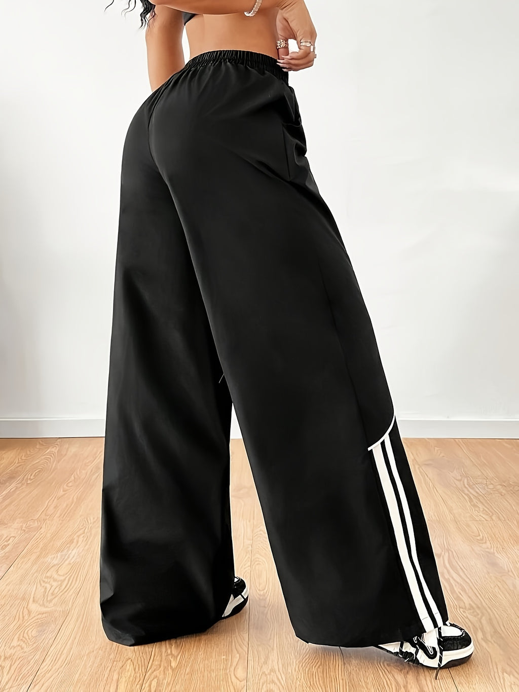 2025 New Fashion for : Back to Braided Belt, Black Wide-Leg Jogging Pants, Celebrity Style Hot Item